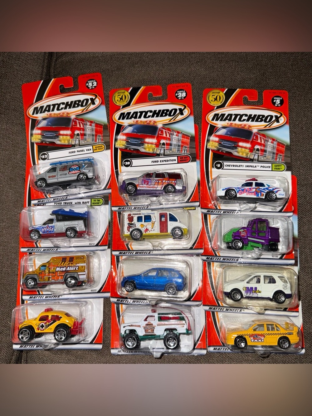 MATCHBOX LOT OF 10 12 ASSORTED VEHICLES ALL NEW